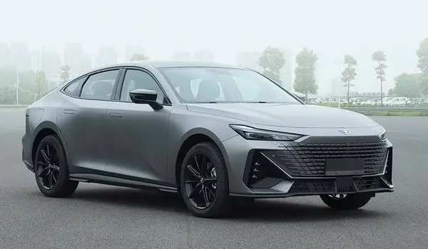 十萬左右買什么車好 這十款經典的緊湊型轎車值得一看