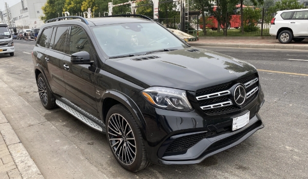 奔馳suv全部車型價格 在售的、停售的車型共有29款(最低報價27萬起)