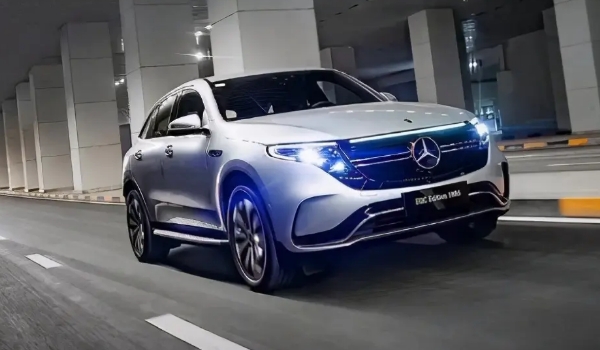 奔馳suv全部車型價格 在售的、停售的車型共有29款(最低報價27萬起)