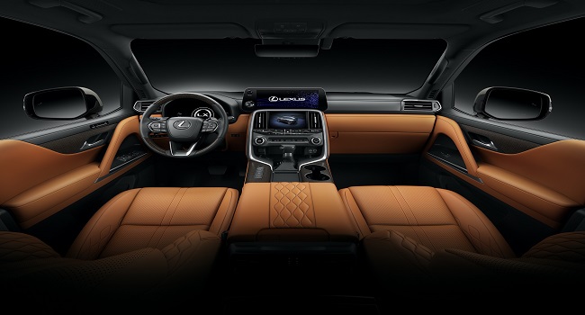 雷克薩斯suv價格，260萬的高價能與邁巴赫媲美