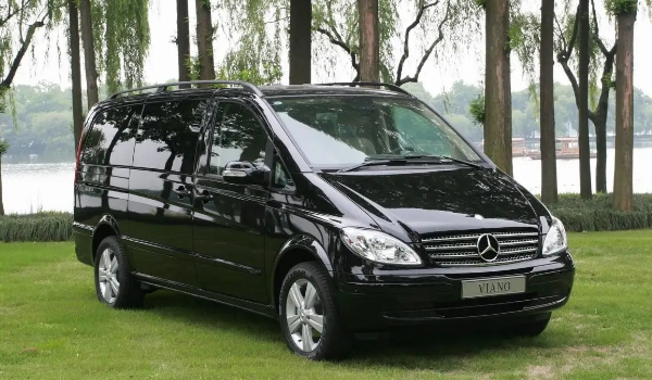 奔馳6座商務車大全價格，僅兩款車型且在國內市場停售