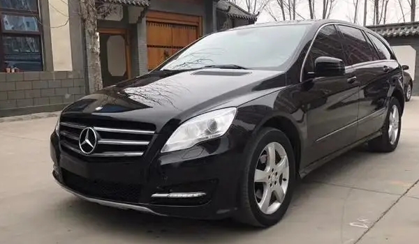 奔馳6座商務車大全價格，僅兩款車型且在國內市場停售