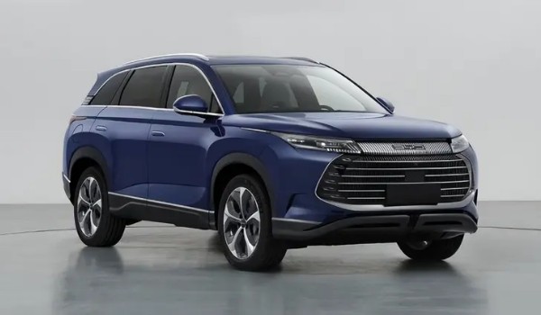 比亞迪護衛艦07參數及預售價 搭載可旋轉中控屏(預售22萬元)