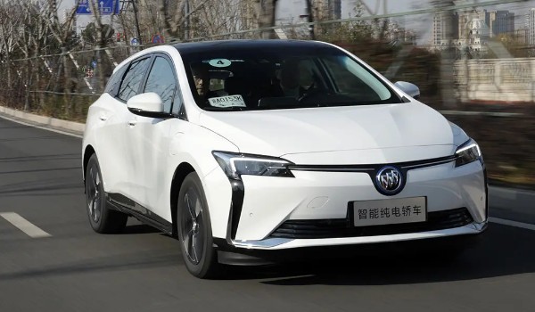 22款微藍6純電真實續航及電池壽命 真實巡航500km(電池壽命10年)