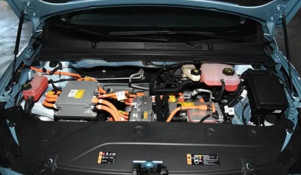 22款微藍6純電真實續航及電池壽命 真實巡航500km(電池壽命10年)