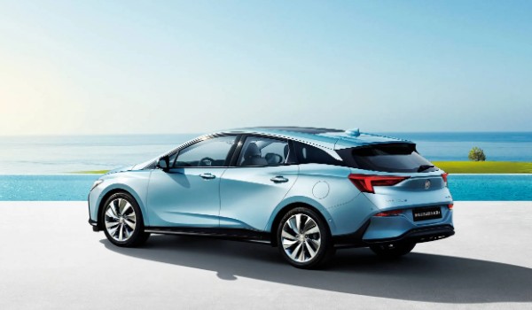 22款微藍6純電真實續航及電池壽命 真實巡航500km(電池壽命10年)