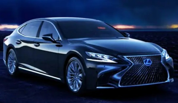 MPV跟轎車哪個(gè)舒服 轎車更加舒適(MPV更加實(shí)用)