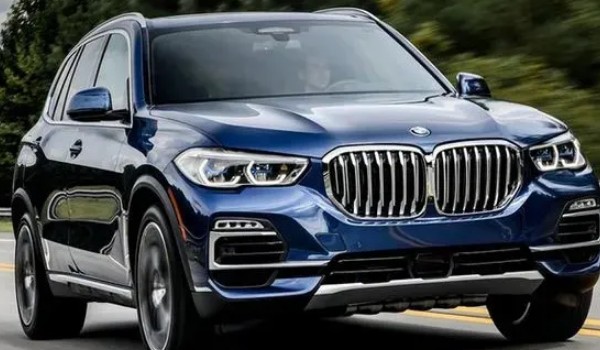 寶馬x5優惠多少萬 沒有優惠活動(分期購買首付18萬)