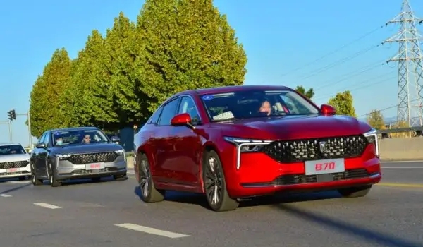 奔騰b70二手車價格,市場最低成交價不到1萬