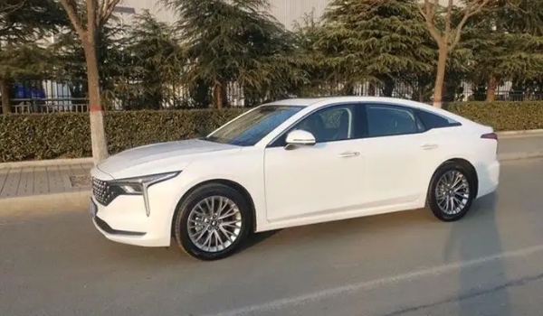 奔騰b70評價怎么樣，綜合口碑評分4.51（深受車主青睞）