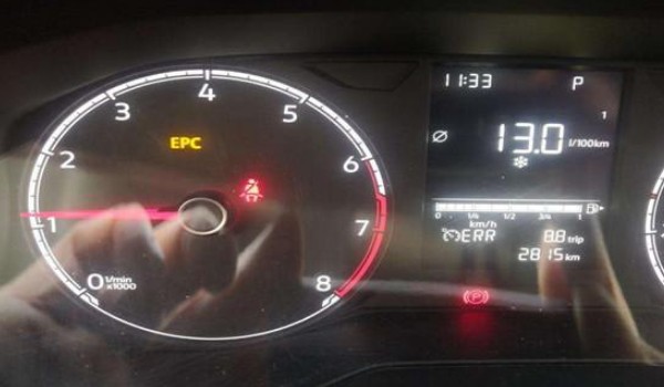 epc燈亮是什么故障 電子動力控制系統(tǒng)故障(三大原因導致)