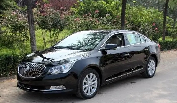 君越二手車報(bào)價(jià)，市場最低成交價(jià)僅1萬（保值率水平中等偏上）