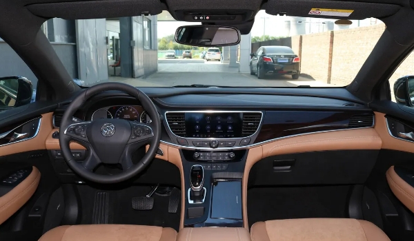 別克君越評價怎么樣,內飾豪華感滿滿（外觀氣質）