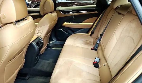 別克君越評價怎么樣,內飾豪華感滿滿（外觀氣質）