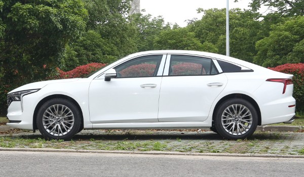 奔騰b70費油的原因 三大原因導致(車輛保養(yǎng)不到位)