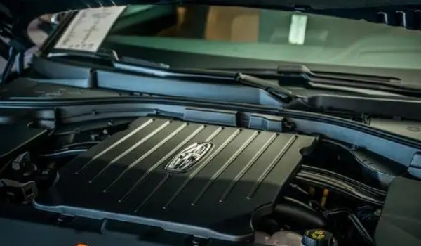 林肯飛行家參數及配置如何 車身長達5米(搭載3.0T六缸發動機)