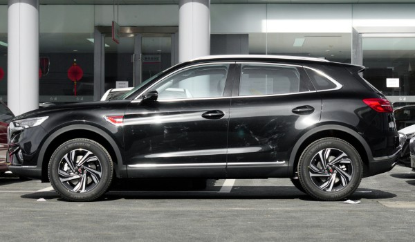 紅旗hs5油耗多少真實油耗多少 百公里油耗實測10.5L(油耗一公里1元錢)