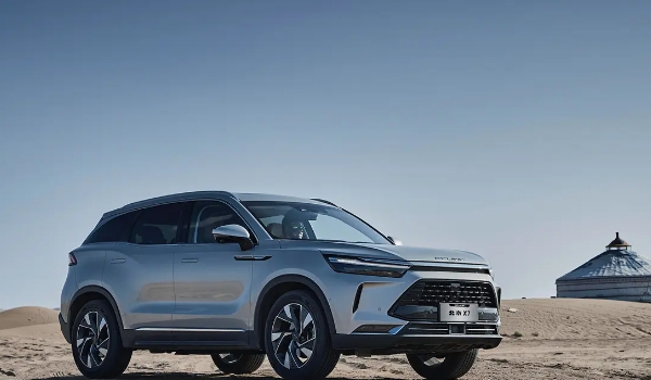 北京x7和哈弗h6哪個好，北京x7動力參數略高（哈弗h6配置堪稱豪華）