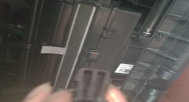 寶駿510空調濾芯怎么換圖解，學會了自己換能省錢