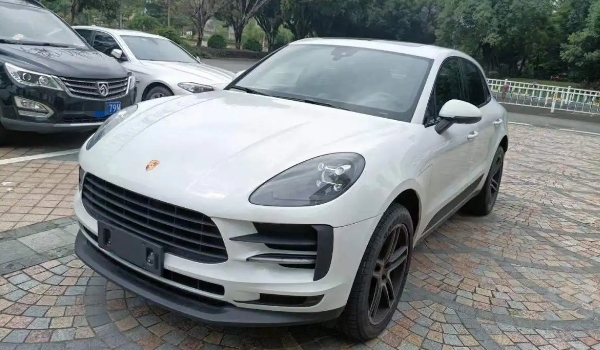 二手保時捷macan多少錢，市場最低成交價26萬起