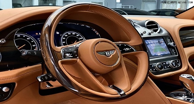 賓利添越混動版價格，可電可油霸氣無比