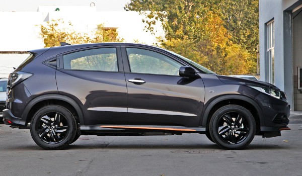 本田繽智的s檔是什么意思 運(yùn)動(dòng)檔位(超車的時(shí)候使用)