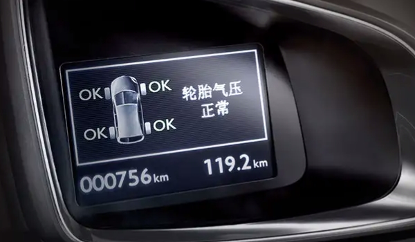 胎壓故障燈怎么消除 兩種消除方式操作簡單（胎壓監測保護輪胎）
