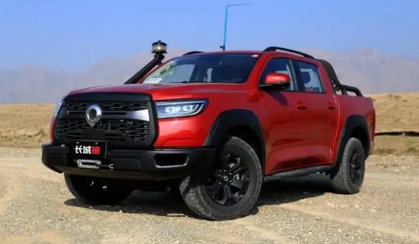 四驅柴油皮卡哪個好 炮售價10萬一臺(車身長達5.4米)