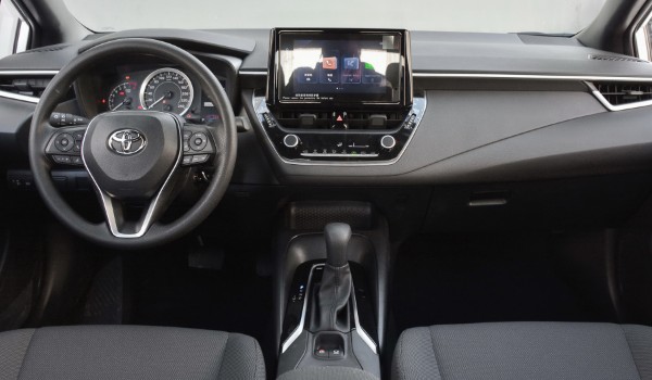 豐田雷凌是b級車嗎 是a級轎車(車身長達4.6米)