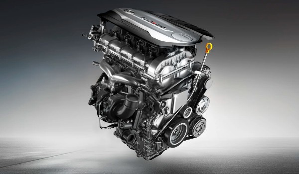 豐田皇冠陸放的發動機是進口的嗎 不是進口發動機(由一汽豐田生產)