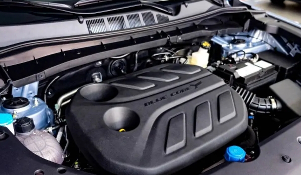 長安歐尚x7plus2022款自動(dòng)擋，藍(lán)鯨版報(bào)價(jià)9萬起（搭載1.5T+7DCT動(dòng)力）