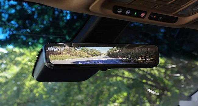 流媒體后視鏡什么意思,廣角鏡頭安全性能更高更給力