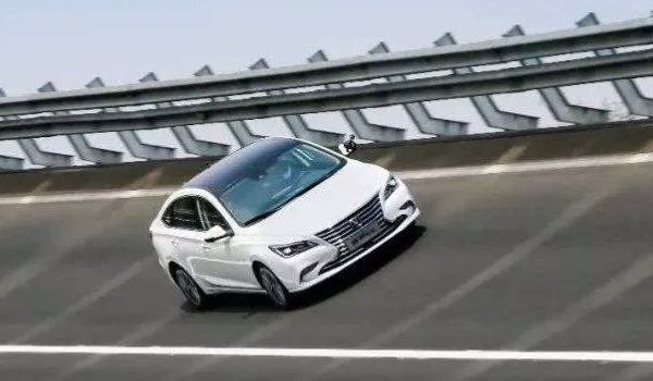 現在自動擋新車還需要磨合嗎 需要磨合（避免激烈/超負荷行駛）