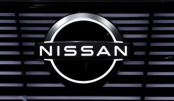 日產