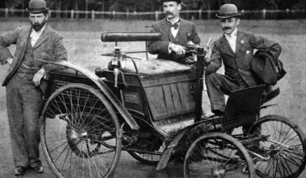 誰被譽(yù)為汽車之父是誰,德國人卡爾·本茨