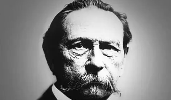 誰被譽(yù)為汽車之父是誰,德國人卡爾·本茨