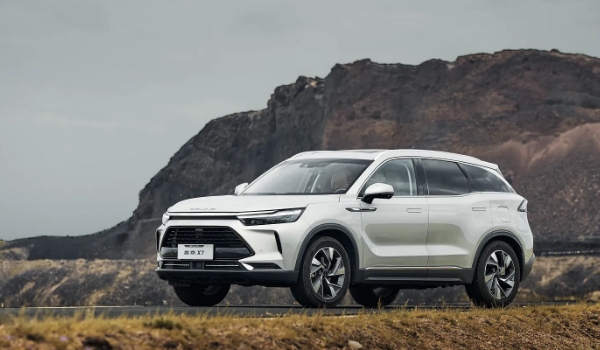 北京汽車全部車型，全系共有13款車型