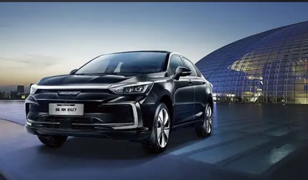 北京汽車全部車型，全系共有13款車型