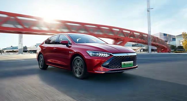 比亞迪秦plus dmi值得買(mǎi)嗎，動(dòng)力強(qiáng)油耗低購(gòu)車(chē)的首選車(chē)型