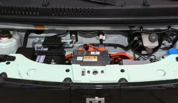 百智大熊新能源質量怎么樣 性價比高續航可達175km(前后獨立懸架)