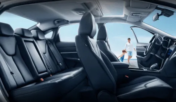 長安深藍(lán)sl03最新消息,上市后廠商報價16萬起