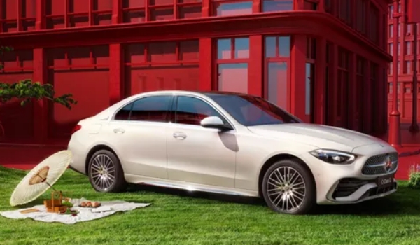 奔馳c級轎車有哪幾款,在售車型共5款(市場售價32萬起)