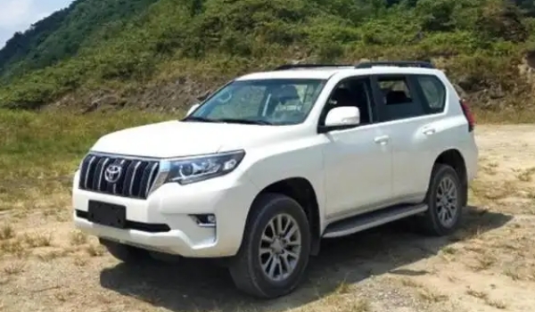 豐田霸道2022全新款價格圖片，國內市場早已停售（二手車報價45萬起）