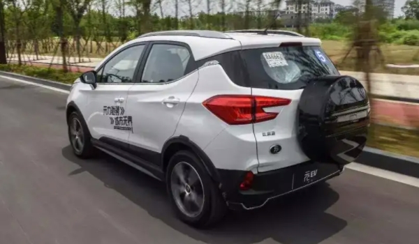 新能源車10萬左右哪個(gè)好 4款車型可供選擇（比亞迪新能源性能好）