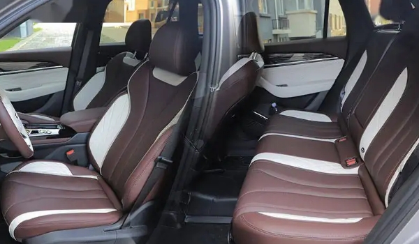 吉利星越L怎么樣,動力同級強勁(安全性能優秀)