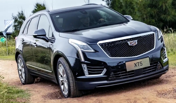 凱迪拉克xt5油耗高嗎,油耗節(jié)省(實(shí)測油耗9L左右)