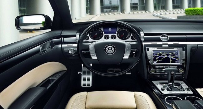 輝騰大眾價格多少，傳統的氣息確是實力派豪車