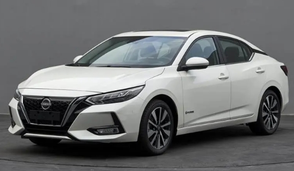 尼桑軒逸2022款報價及圖片自動擋，最新自動擋車型報價10萬起