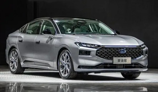 蒙迪歐2.0t真實油耗 百公里油耗實測11L(油耗一公里9毛錢)