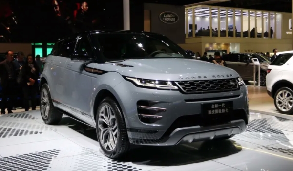路虎極光2022款報價及圖片外觀 目前2022的車輛沒有上市(2021款在售)